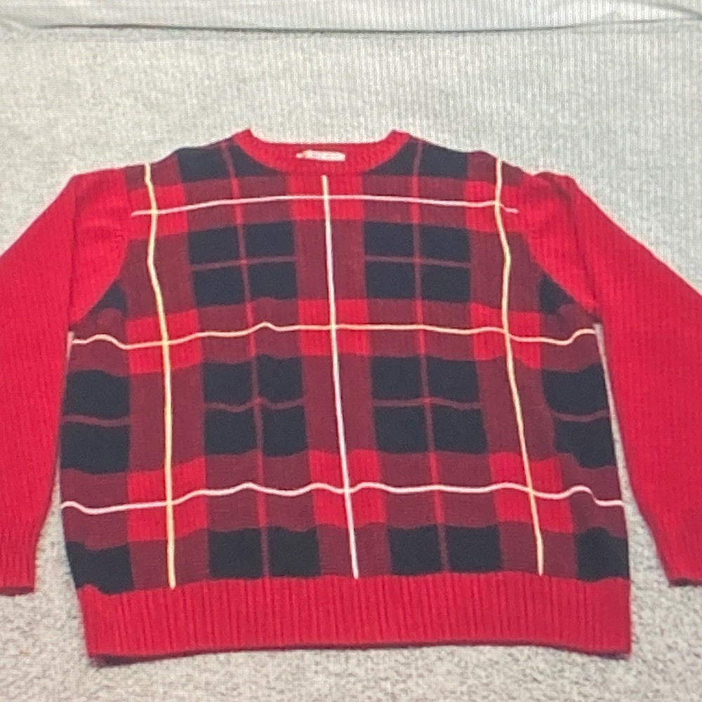 Geoffrey Beene Red and Black Plaid Crewneck Sweater
